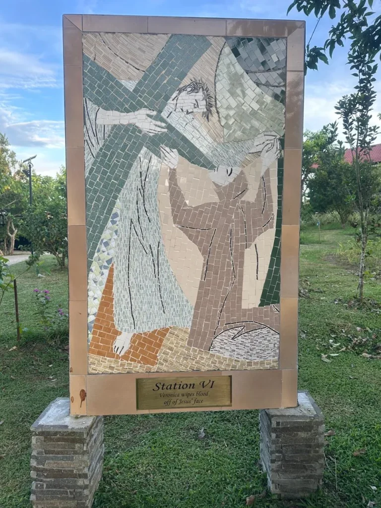 Station VI _ Varonica wipes blood off of Jesus_ face_converted